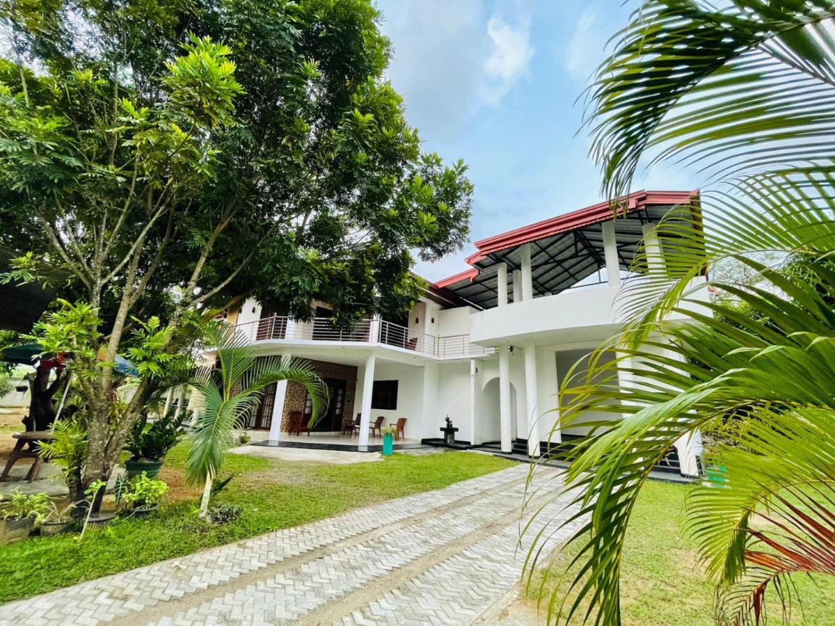 White Win Villa Elewala Luaran gambar