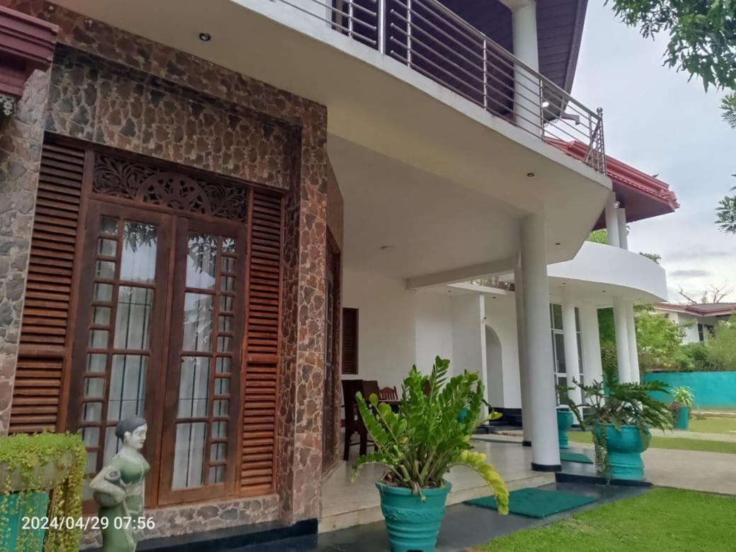 White Win Villa Elewala Luaran gambar